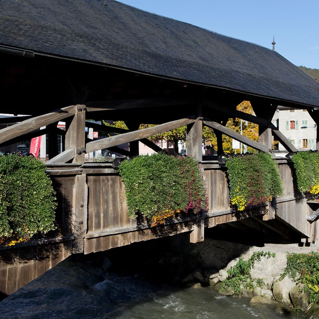 vivre a monthey valais déménagement qualidem
